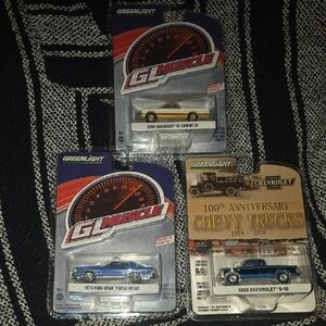 GL Muscle Die-Cast Car Set - Gold and Blue